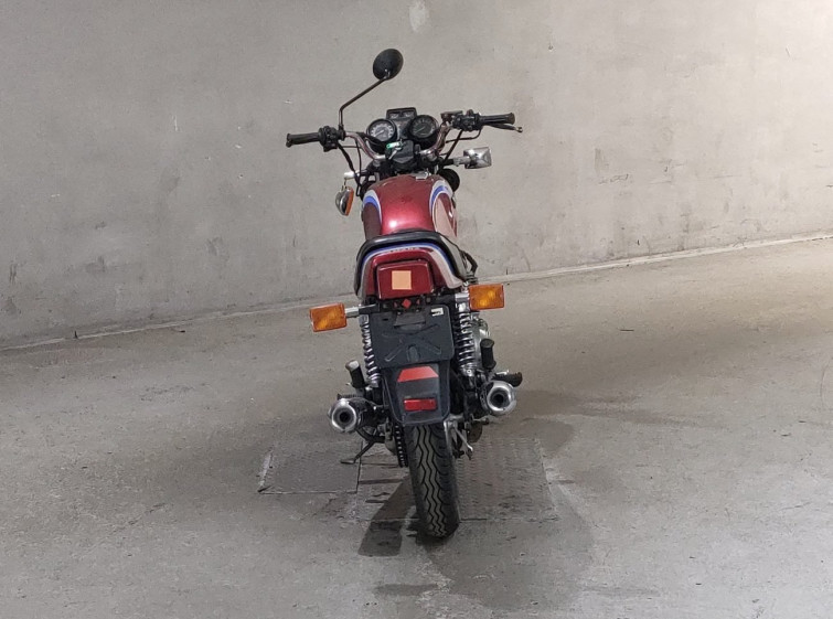 Мотоцикл Yamaha XJ400 з пробігом 42332 km