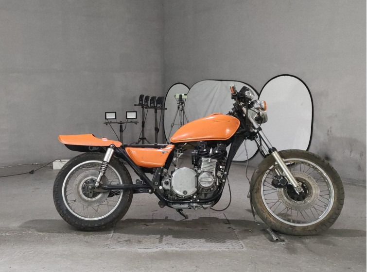 Мотоцикл Kawasaki Z1000 с пробегом 28504 m