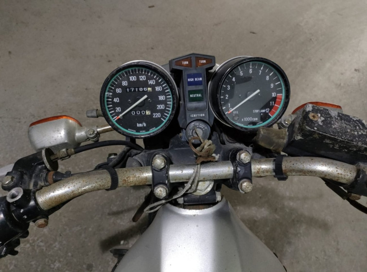 Мотоцикл Kawasaki Z400J з пробігом 17186 km