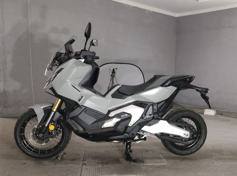 Мотоцикл Honda X-ADV750 з пробігом 31 km