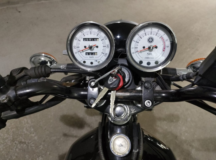 Мотоцикл Yamaha SR400 з пробігом 25816 km