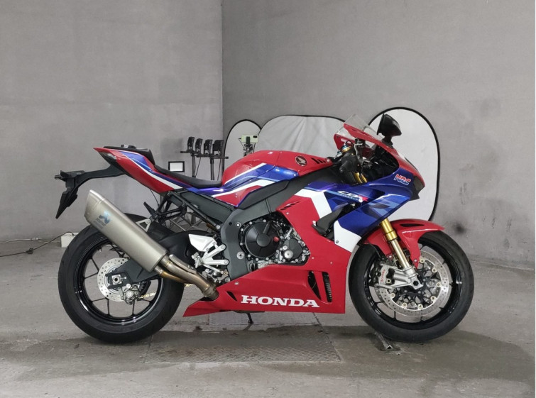 Мотоцикл Honda CBR1000RR SP з пробігом 651 km