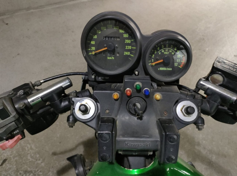 Мотоцикл Kawasaki Z1000R з пробігом 38146 km
