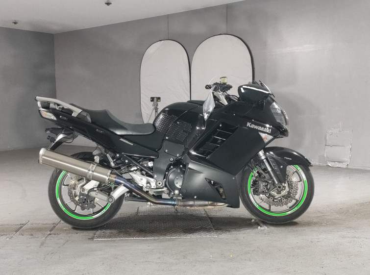 Мотоцикл Kawasaki GTR1400 CONCOURS с пробегом 108283 km