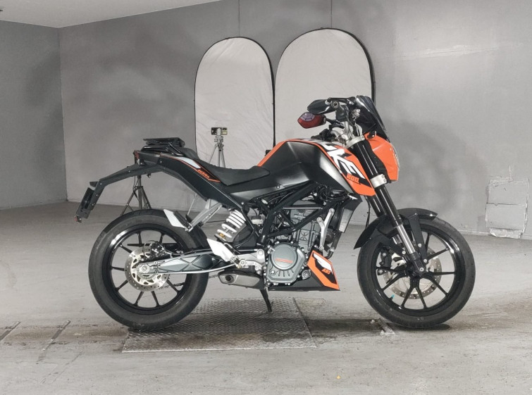 Мотоцикл KTM 200 DUKE с пробегом 10282 km