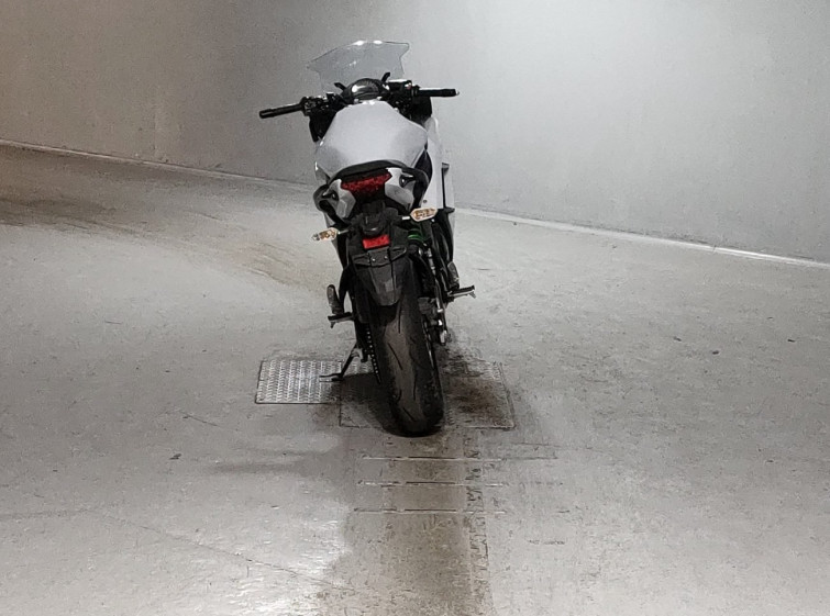 Мотоцикл Kawasaki NINJA400 з пробігом 17280 km