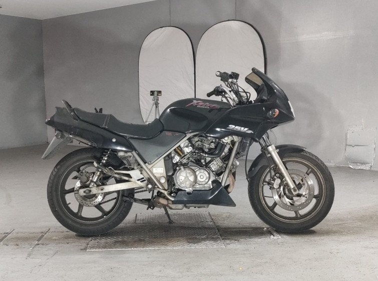 Мотоцикл Honda VT250 SPADA с пробегом 26715 km