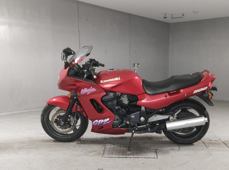 Мотоцикл Kawasaki GPZ1100 з пробігом 30624 km