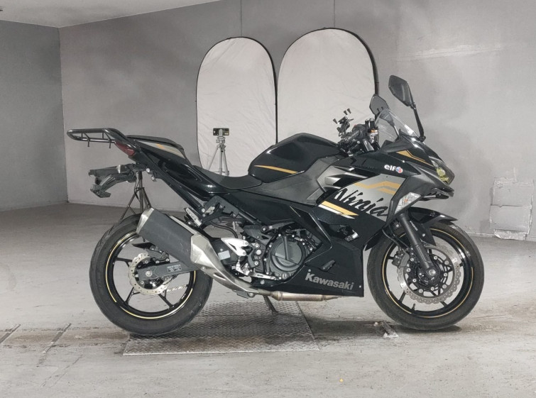 Мотоцикл Kawasaki NINJA250 з пробігом 38513 km