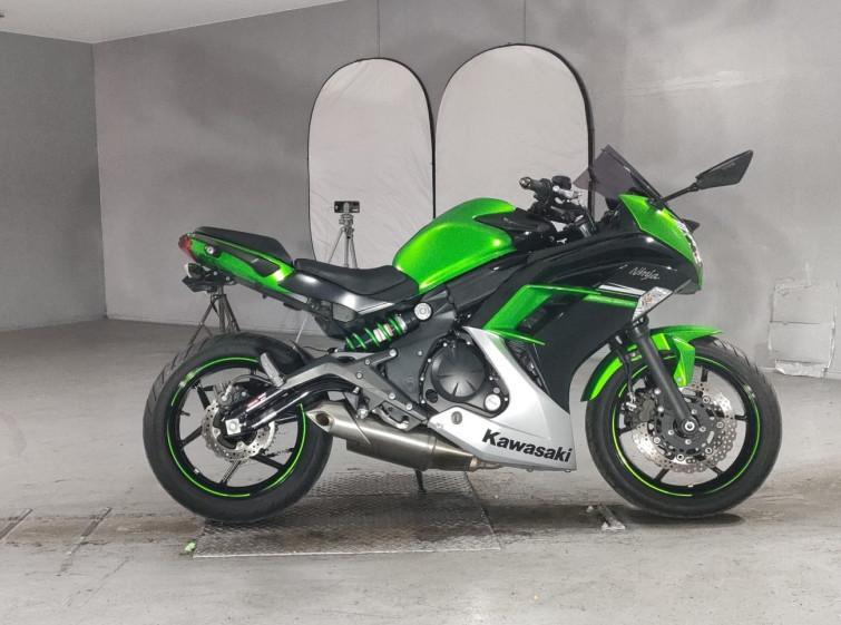 Мотоцикл Kawasaki NINJA400 з пробігом 20854 km