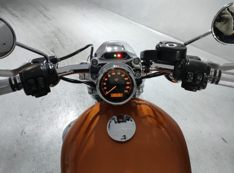 Мотоцикл HD SPORTSTER CUSTOM XL1200C з пробігом 14545 km