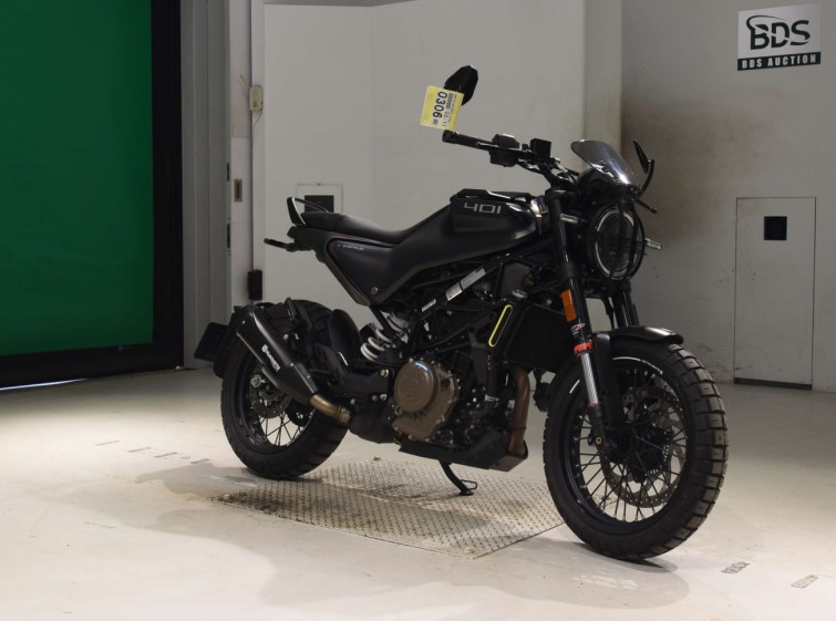 Мотоцикл Husqvarna SVARTPILEN 401 з пробігом 2330 km