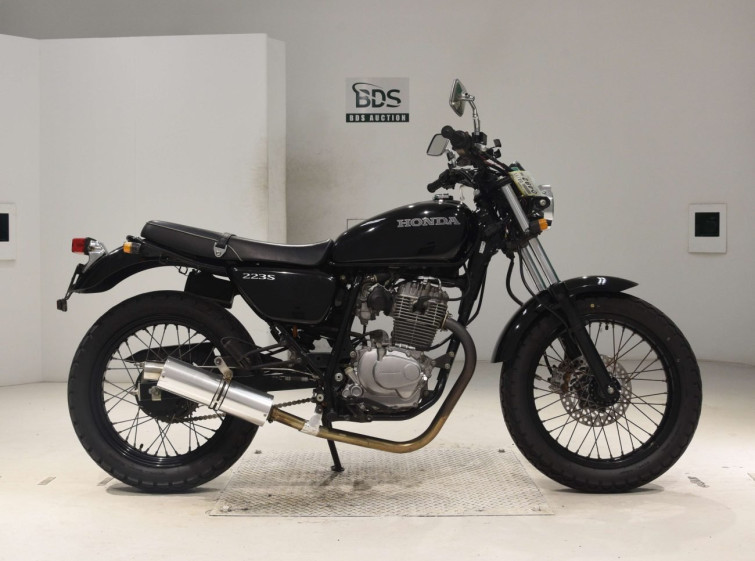 Мотоцикл Honda CB223S с пробегом 32104 km