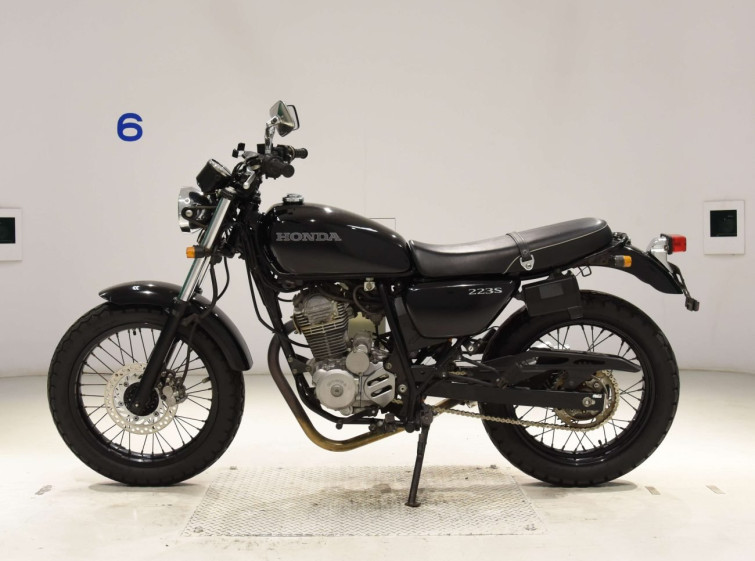 Мотоцикл Honda CB223S с пробегом 32104 km