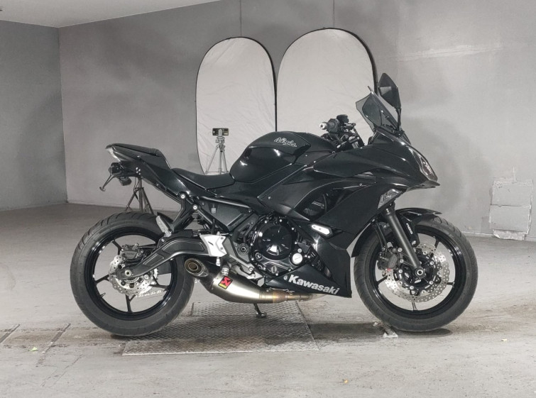 Мотоцикл Kawasaki NINJA650 з пробігом 49693 km