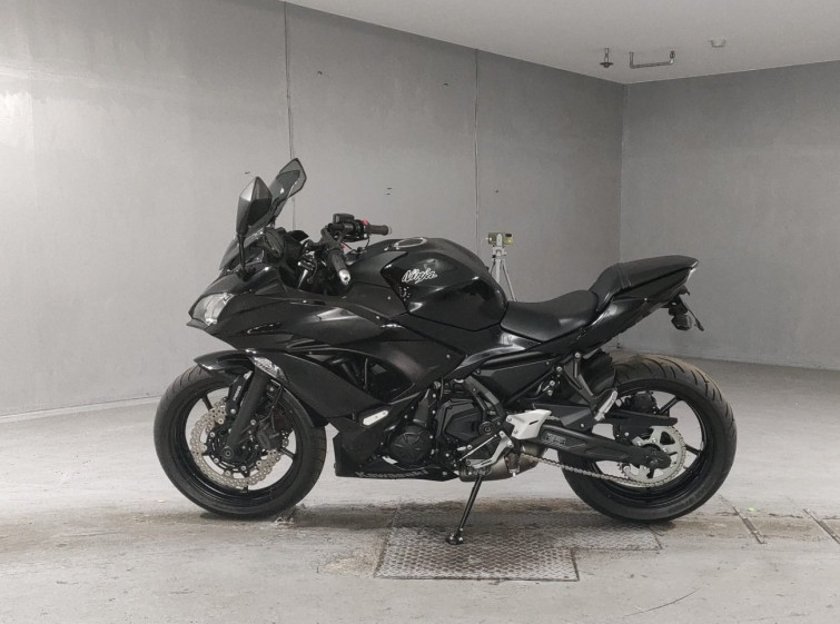 Мотоцикл Kawasaki NINJA650 з пробігом 49693 km