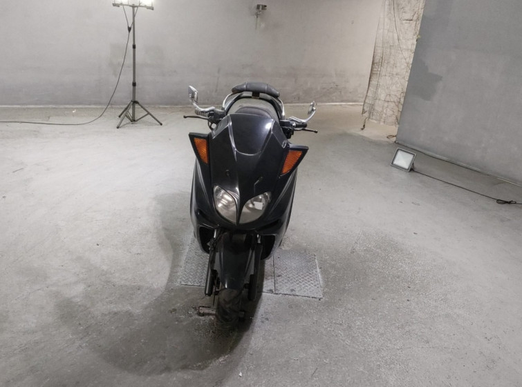 Мотоцикл Yamaha MAJESTY 250