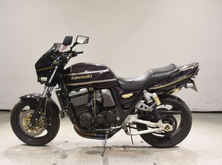 Мотоцикл Kawasaki ZRX1100 з пробігом 13760 km