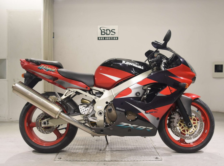 Мотоцикл Kawasaki NINJA ZX-9R с пробегом 39380 km