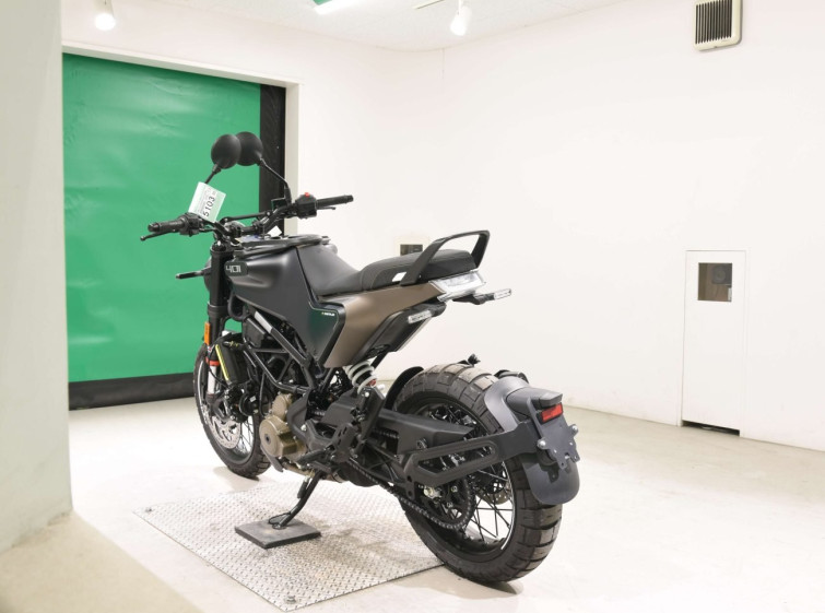 Мотоцикл Husqvarna SVARTPILEN 401 с пробегом 1 km