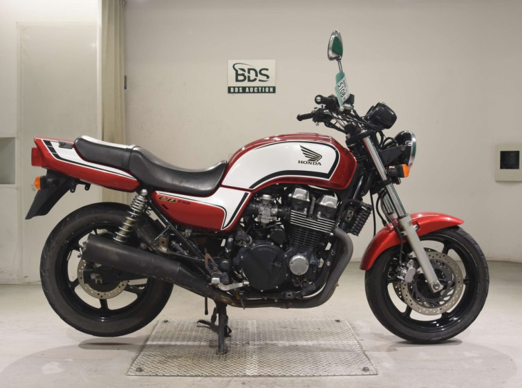 Мотоцикл Honda CB750SFK з пробігом 30086 km