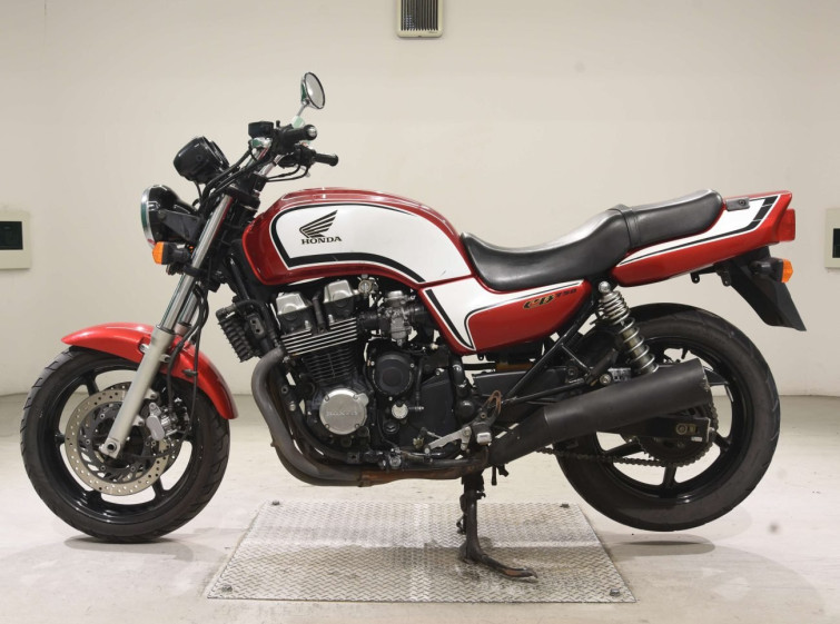 Мотоцикл Honda CB750SFK з пробігом 30086 km