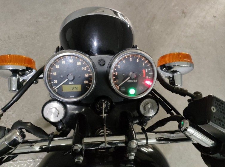 Мотоцикл Kawasaki W400