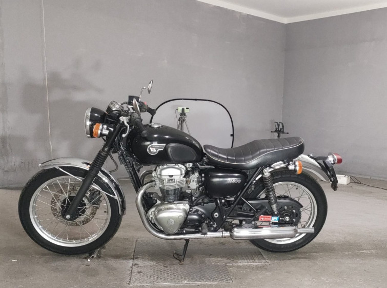 Мотоцикл Kawasaki W400