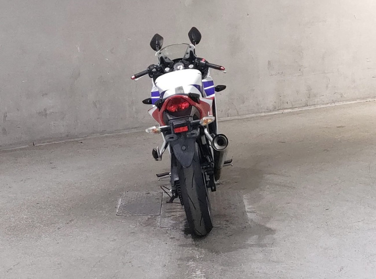 Мотоцикл Honda CBR250R с пробегом 28541 km