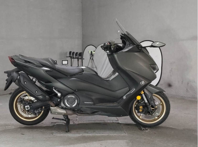 Мотоцикл Yamaha T-MAX560 з пробігом 13876 km