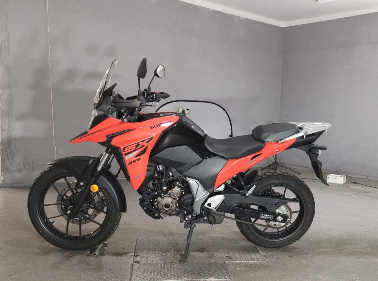 Мотоцикл Suzuki v- strom 250sx с пробегом 4201 km