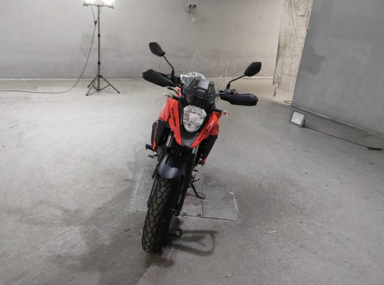 Мотоцикл Suzuki v- strom 250sx с пробегом 4201 km