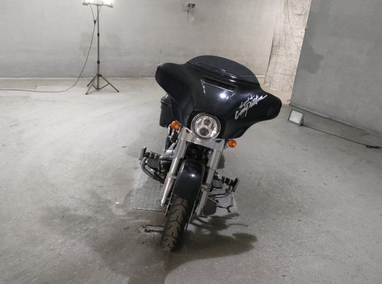 Мотоцикл HD STREET GLIDE FLHXS1870 с пробегом 10555 km