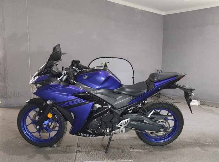 Мотоцикл Yamaha YZF-R25 з пробігом 6592 km