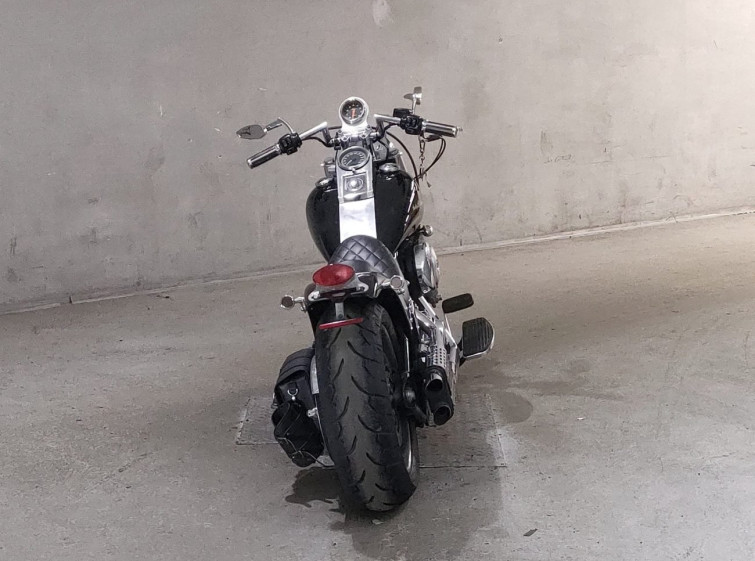 Мотоцикл HD FATBOY FLSTF1450 с пробегом 17679 km