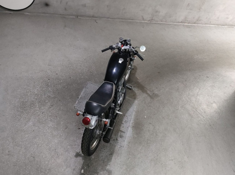 Мотоцикл Yamaha SR400 с пробегом 3466 km