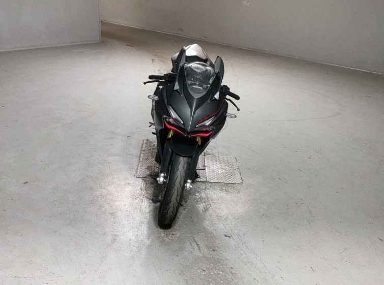 Мотоцикл Honda CBR250RR с пробегом 16225 km