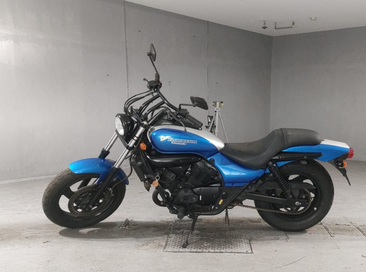 Мотоцикл Kawasaki ELIMINATOR 250V с пробегом 7917 km