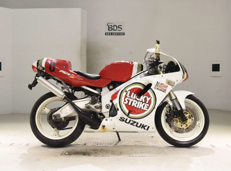 Мотоцикл Suzuki RGV250 з пробігом 23178 km