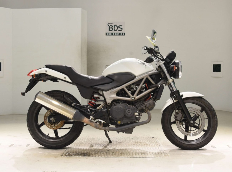 Мотоцикл Honda VTR250 с пробегом 52663 km