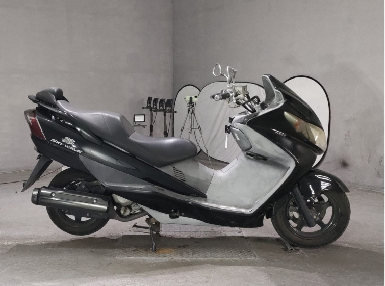 Мотоцикл Suzuki SKYWAVE 250S