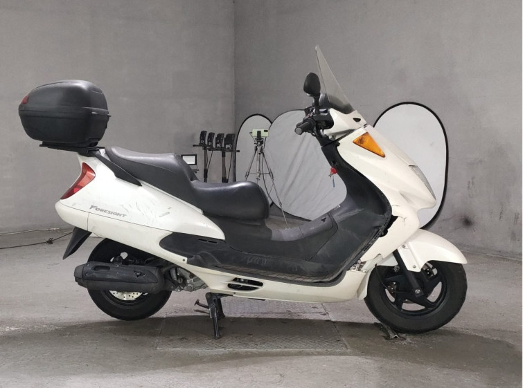 Мотоцикл Honda FORESIGHT с пробегом 16552 km