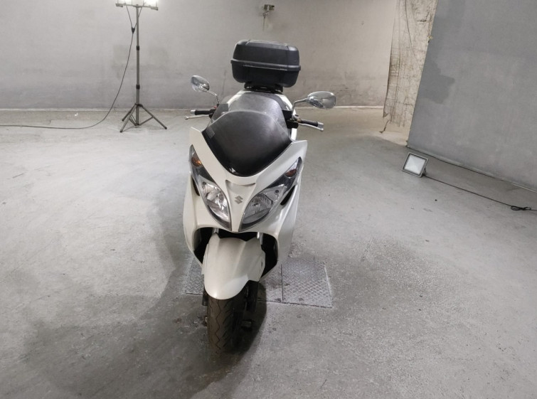 Мотоцикл Suzuki SKYWAVE 250S