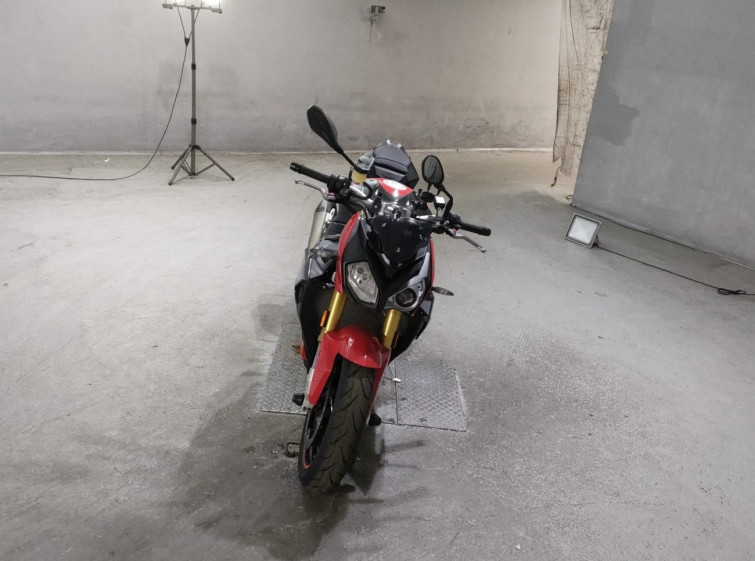 Мотоцикл BMW S1000R з пробігом 9204 km