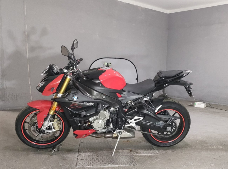 Мотоцикл BMW S1000R з пробігом 9204 km
