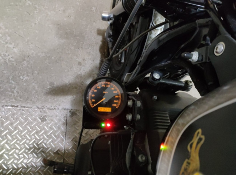 Мотоцикл HD SPORTSTER IRON XL883N з пробігом 14641 km