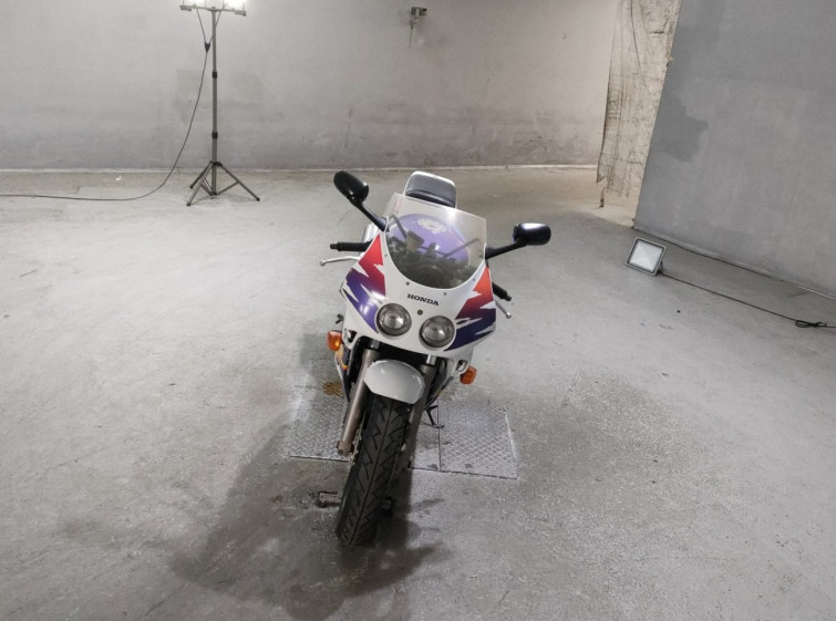 Мотоцикл Honda CBR250RR з пробігом 23080 km