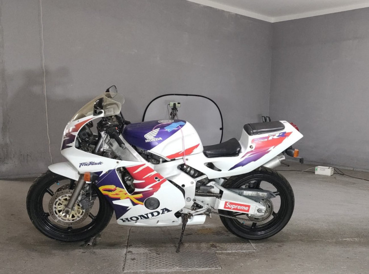Мотоцикл Honda CBR250RR з пробігом 23080 km