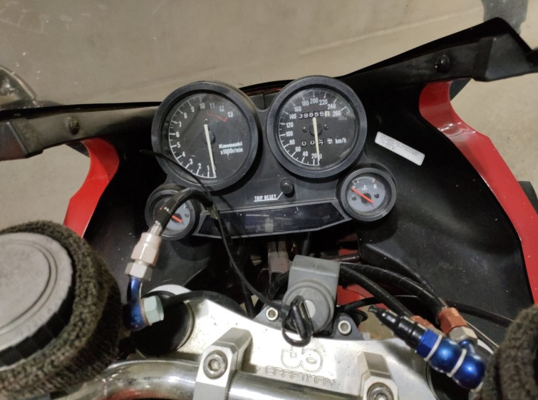 Мотоцикл Kawasaki GPZ900R с пробегом 39855 km