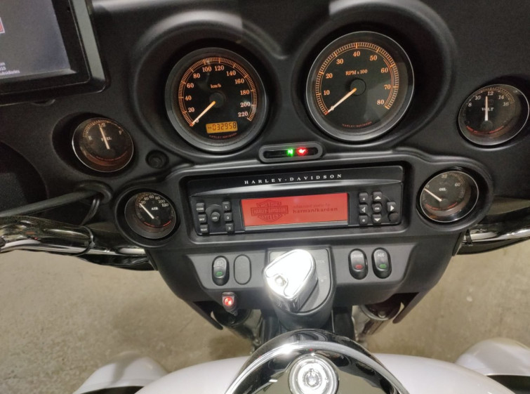 Мотоцикл HD ELECTRA GLIDE FLHTC1580 с пробегом 32958 km